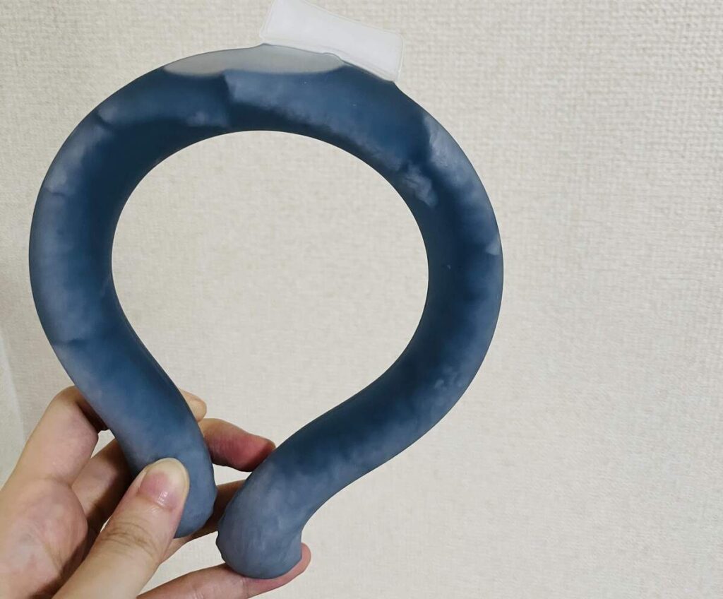 ネッククーラーが溶けた様子