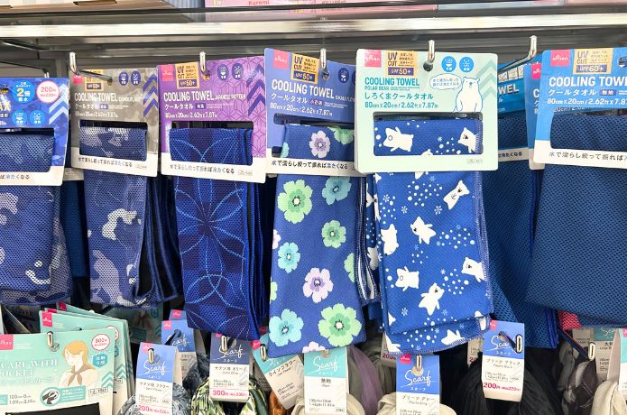 ダイソーで売ってるスカーフタイプのネッククーラー