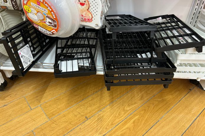 ダイソーで売ってる折りたたみ式のコの字ラック