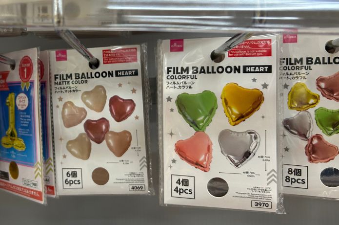 ダイソーに売ってるハート形の風船